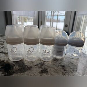 Evenflo / Phillips Advent Wide Neck bottles x8